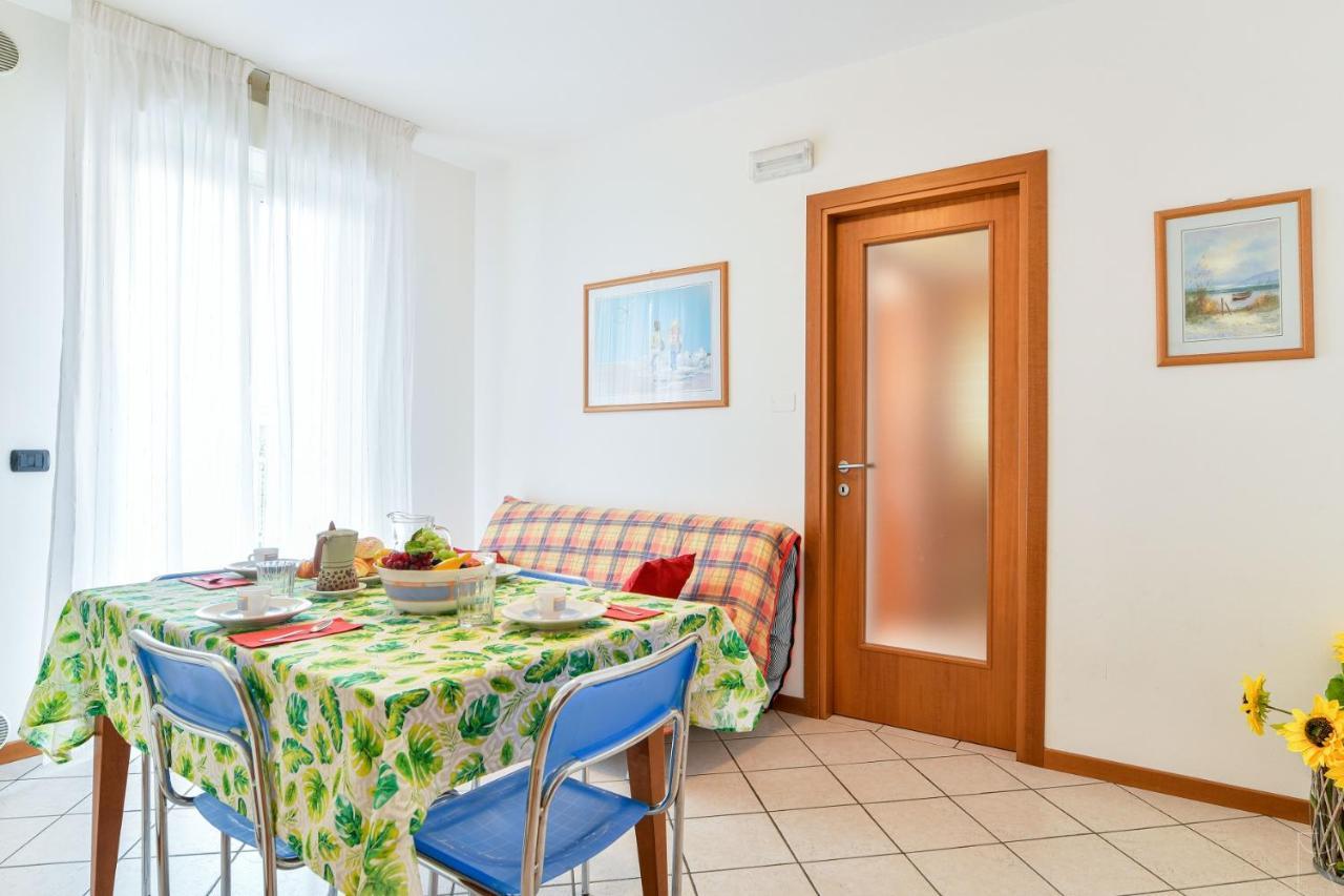 Casa Lina Apartment Caorle Exterior photo